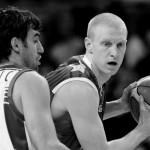 Šviesą keičia tamsa?