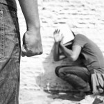 Šviesą keičia tamsa?