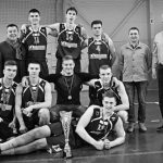 Girtas vairuotojas atvėso upėje