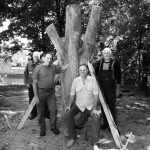 Jaunoji kosmetikos gamintoja tiki ne magija, o darbu