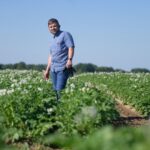 Gimnazijos sienas puošia ir jaunųjų darbai