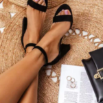 Kaip pasirinkti geriausius plaukų tiesintuvus?