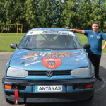 KAIP KUO PRAKTIŠKIAU IŠDĖLIOTI STALUS ŠVENTĖSE BEI KONFERENCIJOSE?