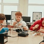 Kaip suderinti aktyvų miesto pažinimą su ramiu poilsiu viešbutyje?